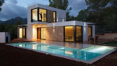 Casa cubo moderna CONCASAYA con líneas rectas y ventanales panorámicos